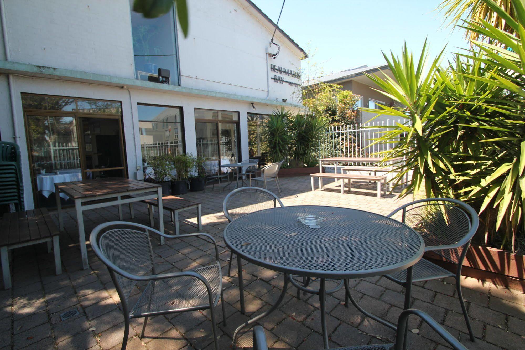 Beaumaris Bay Motel Екстериор снимка