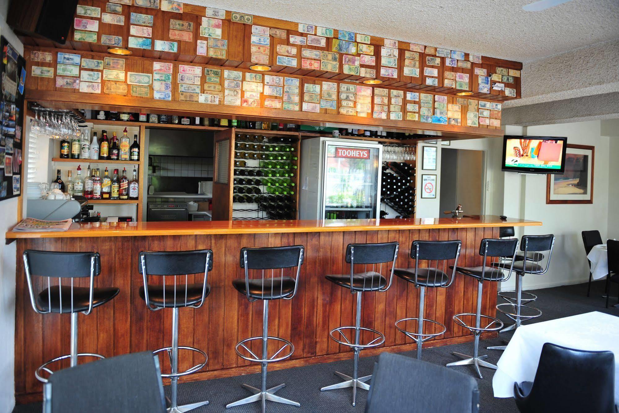 Beaumaris Bay Motel Екстериор снимка