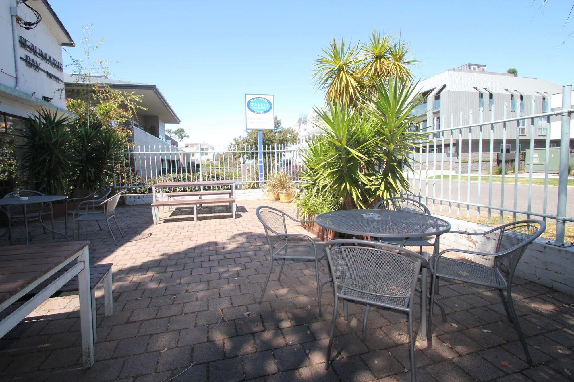 Beaumaris Bay Motel Екстериор снимка