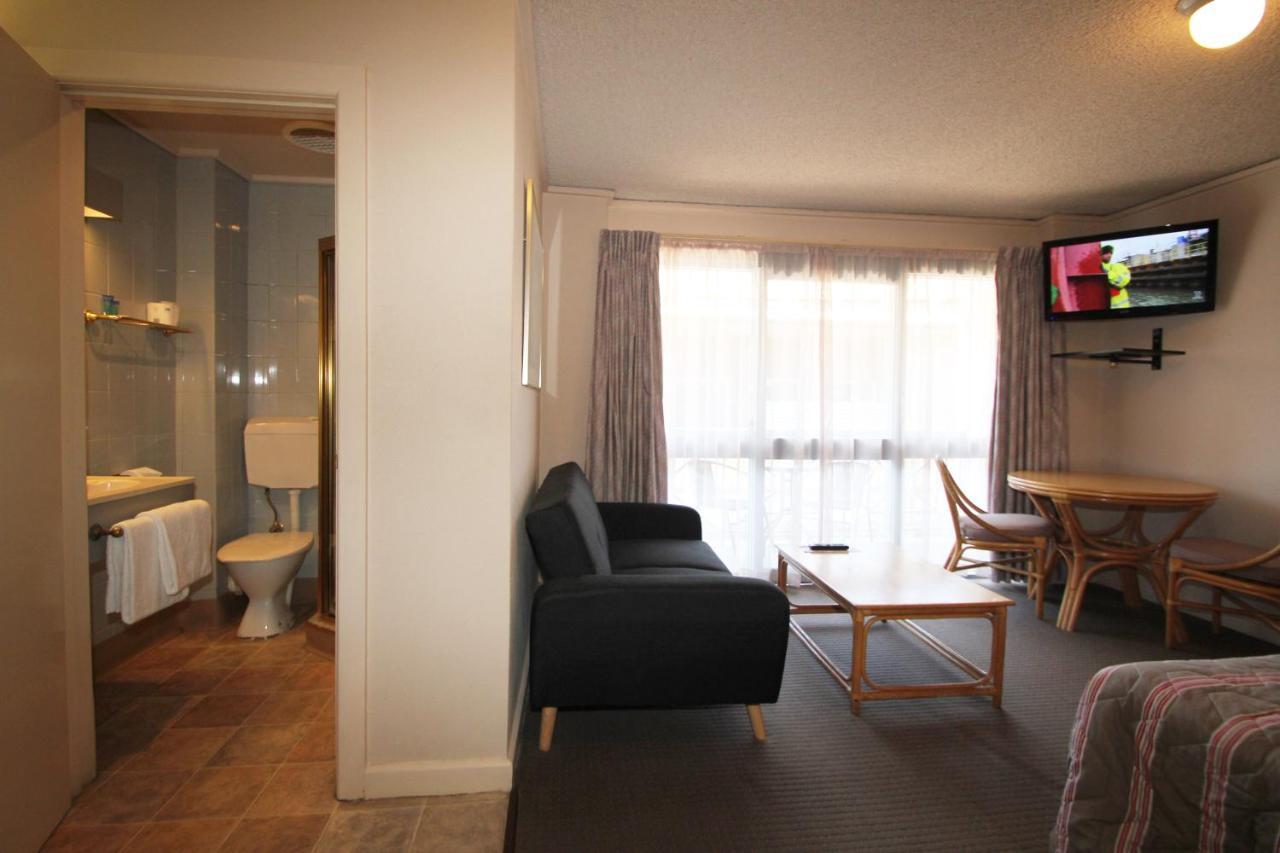 Beaumaris Bay Motel Екстериор снимка