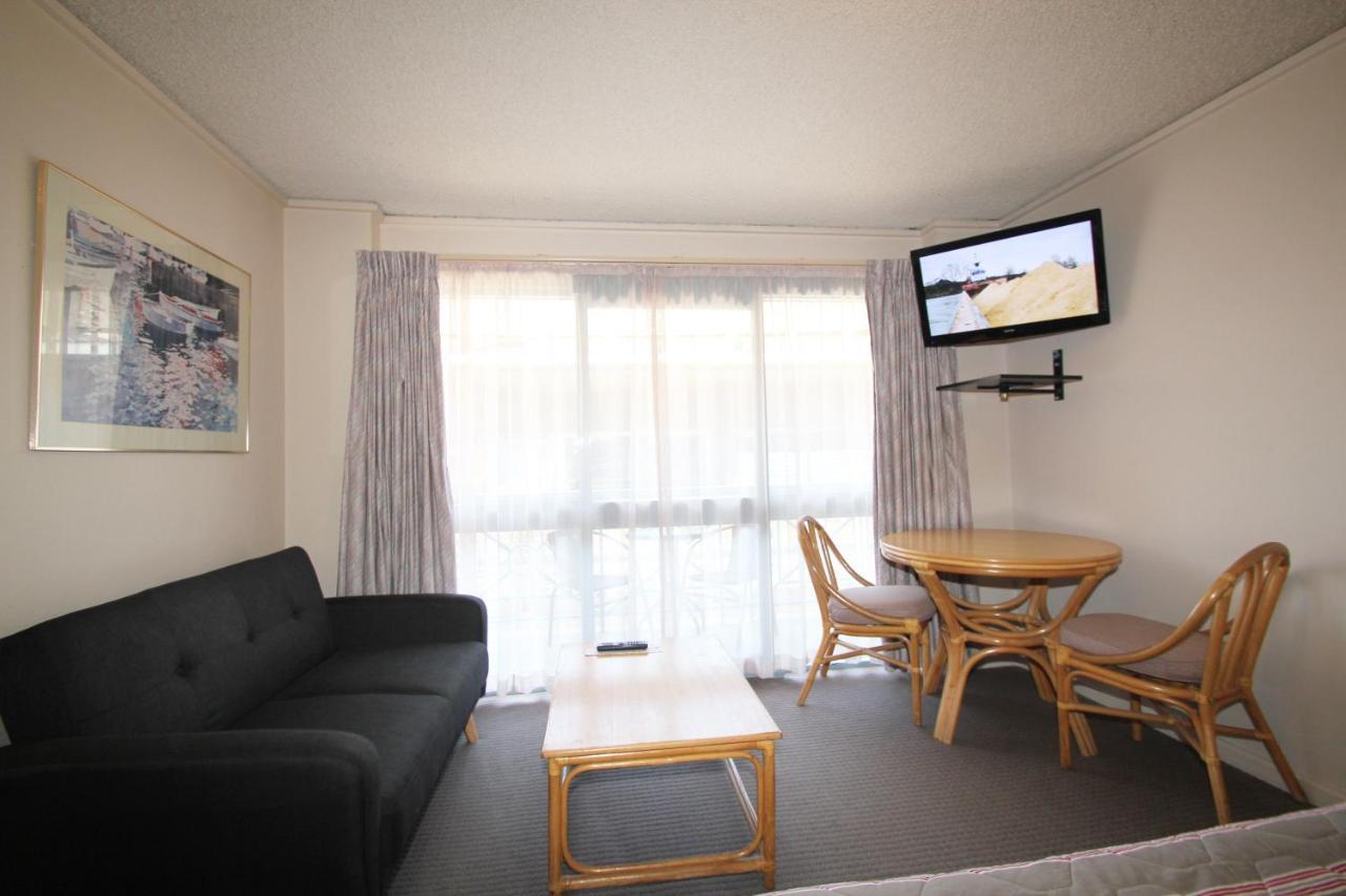 Beaumaris Bay Motel Екстериор снимка