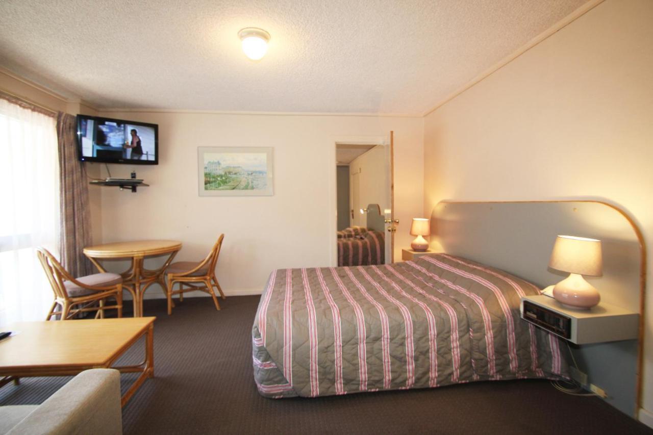 Beaumaris Bay Motel Екстериор снимка