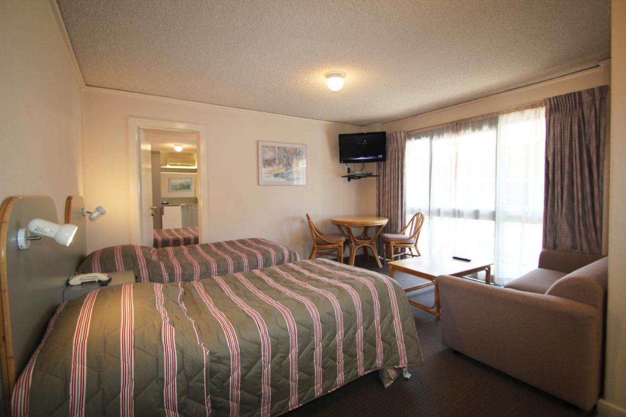 Beaumaris Bay Motel Екстериор снимка